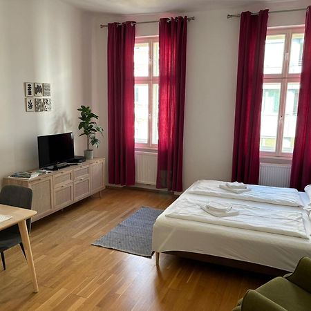 Casa Nostra - Helle Wohnung - Direkt Am Augarten Вена Экстерьер фото