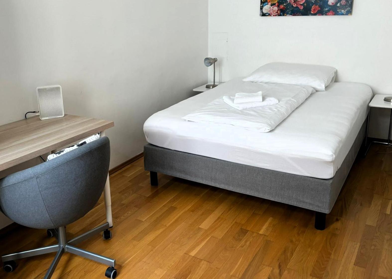 Casa Nostra - Helle Wohnung - Direkt Am Augarten Вена Экстерьер фото